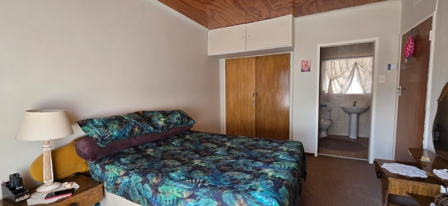 3 Bedroom Property for Sale in Ellaton North West